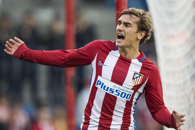 MADRID, SPAIN - OCTOBER 15: Antoine Griezmann of Atletico de Madrid celebrates during their La Liga match between Atletico de Madrid and Granada CF at the Vicente Calderon Stadium on 15 October 2016 in Madrid, Spain. (Photo by Power Sport Images/Getty Images)