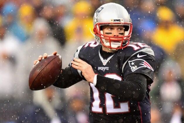 FOXBORO, MA - DECEMBER 24:  Tom Brady #12 of the New England Patriots throws during the first quarter of a game against the New York Jets at Gillette Stadium on December 24, 2016 in Foxboro, Massachusetts.  (Photo by Billie Weiss/Getty Images)