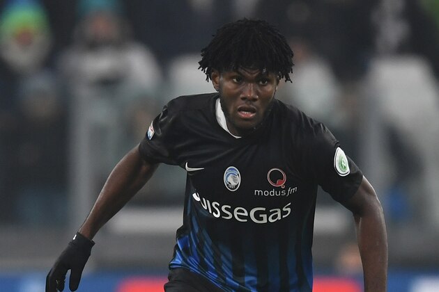 TURIN, ITALY - DECEMBER 03:  Franck Kessie of Atalanta BC in action during the Serie A match between Juventus FC and Atalanta BC at Juventus Stadium on December 3, 2016 in Turin, Italy.  (Photo by Valerio Pennicino/Getty Images)