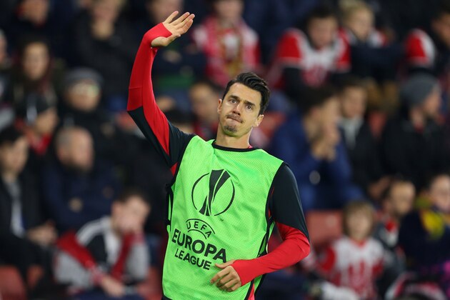 SOUTHAMPTON, ENGLAND - DECEMBER 08: Jose Fonte of Southampton waves as he warms up during the UEFA Europa League match between Southampton FC and Hapoel Beer-Sheva FC at St Mary's Stadium on December 8, 2016 in Southampton, England. (Photo by Catherine Ivill - AMA/Getty Images)