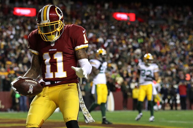 LANDOVER, MD - NOVEMBER 20: Wide receiver DeSean Jackson #11 of the Washington Redskins celebrates after scoring a first quarter touchdown against the Green Bay Packers at FedExField on November 20, 2016 in Landover, Maryland. (Photo by Patrick Smith/Getty Images)