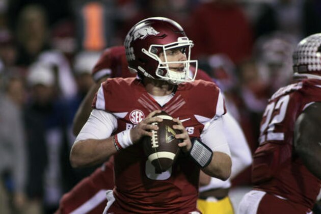 Arkansas' Austin Allen (8) looks to pass the ball during the second half of an NCAA college football game against LSU, Saturday, Nov. 12, 2016, in Fayetteville, Ark. LSU beat Arkansas 38-10. (AP Photo/Samantha Baker)