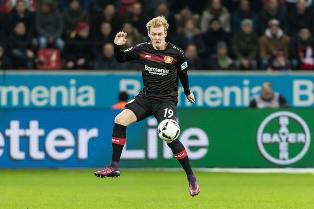 LEVERKUSEN, GERMANY - NOVEMBER 18: Julian Brandt of Bayer Leverkusen in action during the Bandesliga match between Bayer 04 Leverkusen and RB Leipzig at BayArena on November 18, 2016 in Leverkusen, Germany. (Photo by TF-Images/Getty Images)