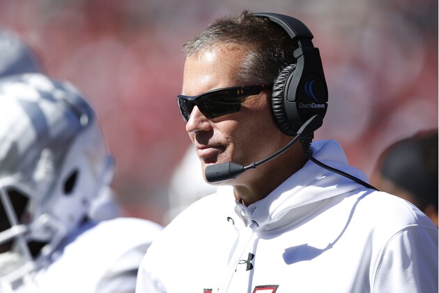 COLUMBUS, OH - OCTOBER 10: Head coach Randy Edsall of the Maryland Terrapins looks on during a game against the Ohio State Buckeyes at Ohio Stadium on October 10, 2015 in Columbus, Ohio. The Buckeyes defeated the Terrapins 49-28. (Photo by Joe Robbins/Getty Images)