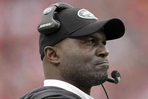 New York Jets head coach Todd Bowles watches the first half of an NFL football game against the San Francisco 49ers in Santa Clara, Calif., Sunday, Dec. 11, 2016. (AP Photo/Ben Margot)