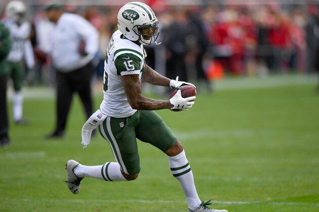 SANTA CLARA, CA - DECEMBER 11:  Brandon Marshall #15 of the New York Jets warms up during pregame warm ups prior to playing the San Francisco 49ers in an NFL football game at Levi's Stadium on December 11, 2016 in Santa Clara, California.  (Photo by Thearon W. Henderson/Getty Images)