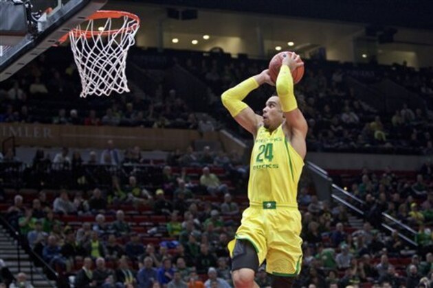 Oregon forward Dillon Brooks is shown during the second half of an NCAA college basketball game in Portland, Ore., Saturday, Dec. 17, 2016. Oregon won 83-63. (AP Photo/Craig Mitchelldyer)
