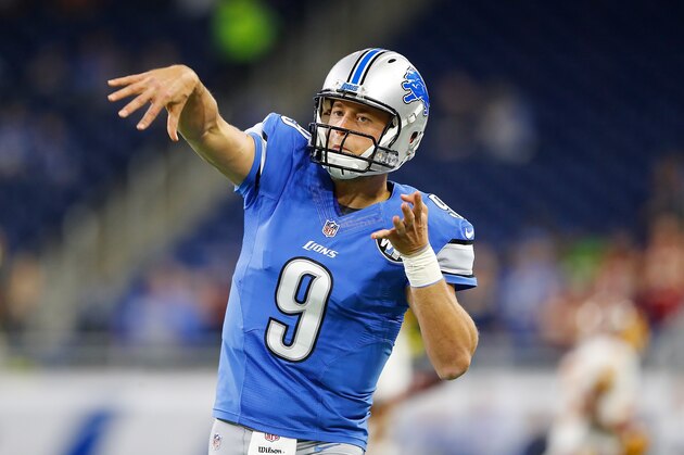 DETROIT, MI - OCTOBER 23: Matthew Stafford #9 of the Detroit Lions warms up prior to the start of the game against the Washington Redskins at Ford Field on October 23, 2016 in Detroit, Michigan. Detroit defeated Washington 20-17. (Photo by Leon Halip/Getty Images)