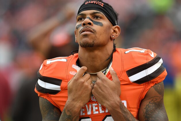 CLEVELAND, OH - OCTOBER 30:  Terrelle Pryor #11 of the Cleveland Browns looks on during the fourth quarter against the New York Jets at FirstEnergy Stadium on October 30, 2016 in Cleveland, Ohio. (Photo by Jason Miller/Getty Images)
