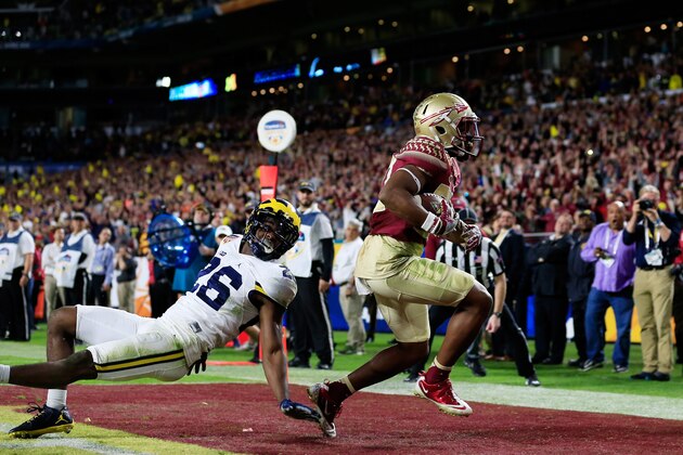 MIAMI GARDENS, FL - DECEMBER 30:  Nyqwan Murray #80 of the Florida State Seminoles scores a touchdown in the fourth quarter against the Michigan Wolverines during the Capitol One Orange Bowl at Sun Life Stadium on December 30, 2016 in Miami Gardens, Florida.  (Photo by Chris Trotman/Getty Images)