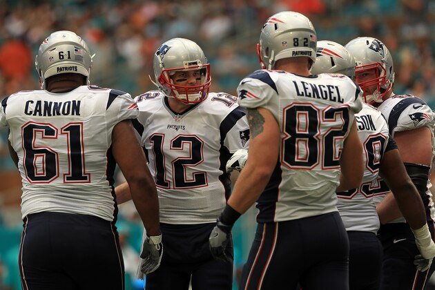 MIAMI GARDENS, FL - JANUARY 01:  Tom Brady #12 of the New England Patriots celebrates a touchdown during a game against the Miami Dolphins at Hard Rock Stadium on January 1, 2017 in Miami Gardens, Florida.  (Photo by Mike Ehrmann/Getty Images)