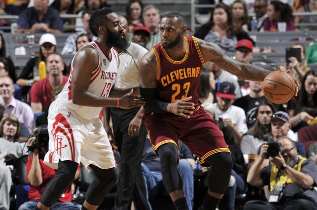 CLEVELAND, OH - NOVEMBER 1: LeBron James #23 of the Cleveland Cavaliers handles the ball against James Harden #13 of the Houston Rockets on November 1, 2016 at Quicken Loans Arena in Cleveland, Ohio.  NOTE TO USER: User expressly acknowledges and agrees that, by downloading and or using this Photograph, user is consenting to the terms and conditions of the Getty Images License Agreement. Mandatory Copyright Notice: Copyright 2016 NBAE (Photo by David Liam Kyle/NBAE via Getty Images)