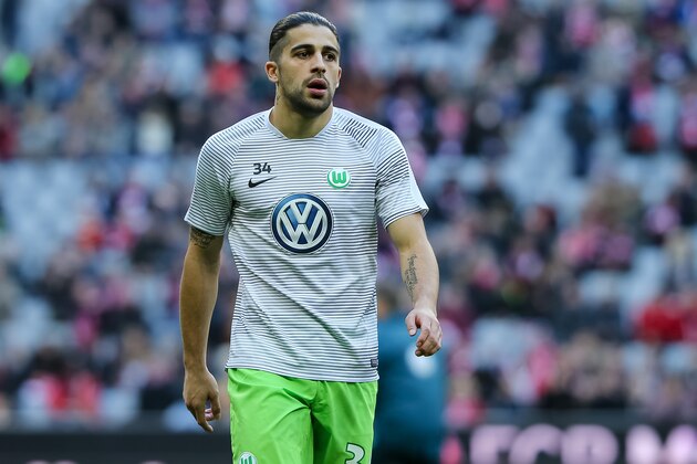 MUNICH, GERMANY - DECEMBER 10: Ricardo Rodriguez of Wolfsburg looks on during the Bundesliga match between Bayern Muenchen and VfL Wolfsburg at Allianz Arena on December 10, 2016 in Munich, Germany. (Photo by TF-Images/Getty Images)