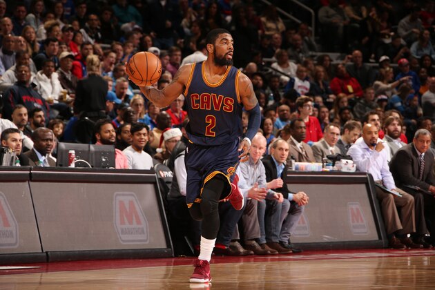AUBURN HILLS, MI - DECEMBER 26:  Kyrie Irving #2 of the Cleveland Cavaliers handles the ball during a game against the Detroit Pistons on December 26, 2016 at The Palace of Auburn Hills in Auburn Hills, Michigan. NOTE TO USER: User expressly acknowledges and agrees that, by downloading and/or using this photograph, User is consenting to the terms and conditions of the Getty Images License Agreement. Mandatory Copyright Notice: Copyright 2016 NBAE (Photo by Brian Sevald/NBAE via Getty Images)