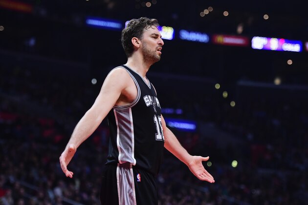 LOS ANGELES, CA - DECEMBER 22:  Pau Gasol #16 of the San Antonio Spurs reacts after the Los Angeles Clippers score during the second quarter of the game at Staples Center on December 22, 2016 in Los Angeles, California.  (Photo by Harry How/Getty Images)