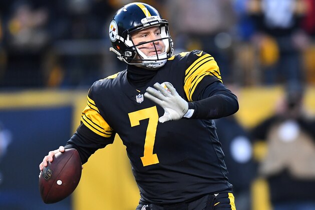 PITTSBURGH, PA - DECEMBER 25:  Ben Roethlisberger #7 of the Pittsburgh Steelers in action during the game against the Baltimore Ravens at Heinz Field on December 25, 2016 in Pittsburgh, Pennsylvania. (Photo by Joe Sargent/Getty Images) *** Local Caption ***