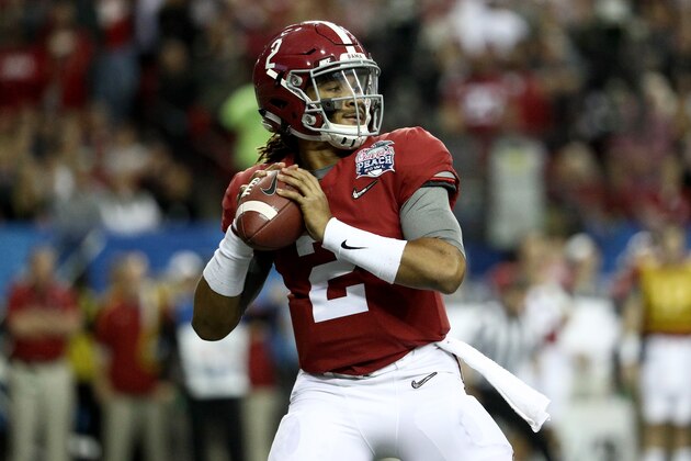 ATLANTA, GA - DECEMBER 31:  Jalen Hurts #2 of the Alabama Crimson Tide passes the ball against the Washington Huskies during the 2016 Chick-fil-A Peach Bowl at the Georgia Dome on December 31, 2016 in Atlanta, Georgia.  (Photo by Maddie Meyer/Getty Images)