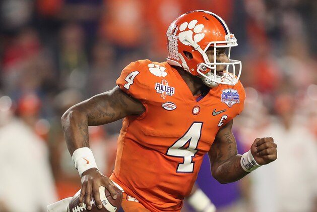GLENDALE, AZ - DECEMBER 31:  Quarterback Deshaun Watson #4 of the Clemson Tigers drops back to pass during the Playstation Fiesta Bowl against the Ohio State Buckeyes at University of Phoenix Stadium on December 31, 2016 in Glendale, Arizona. The Tigers defeated the Buckeyes 31-0.  (Photo by Christian Petersen/Getty Images)
