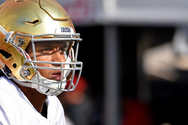 LOS ANGELES, CA - NOVEMBER 26:  DeShone Kizer #14 of the Notre Dame Fighting Irish warms up before the game against the USC Trojans at the Los Angeles Memorial Coliseum on November 26, 2016 in Los Angeles, CA.  (Photo by Jayne Kamin-Oncea/Getty Images)