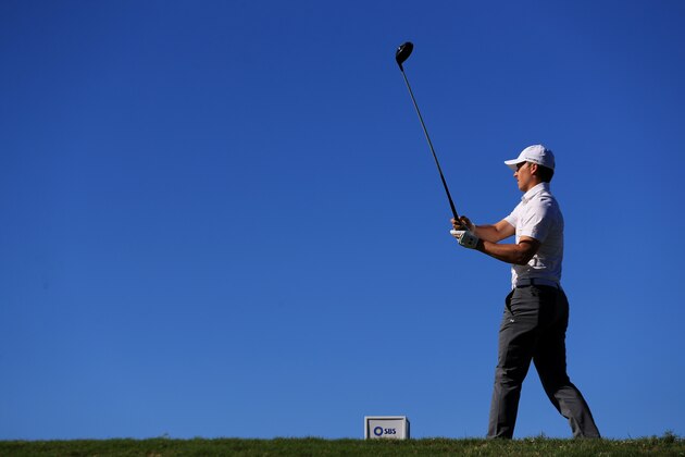 LAHAINA, HI - JANUARY 07:  Jordan Spieth of the United States plays his shot from the fifth tee during the third round of the SBS Tournament of Champions at the Plantation Course at Kapalua Golf Club on January 7, 2017 in Lahaina, Hawaii.  (Photo by Sean M. Haffey/Getty Images)