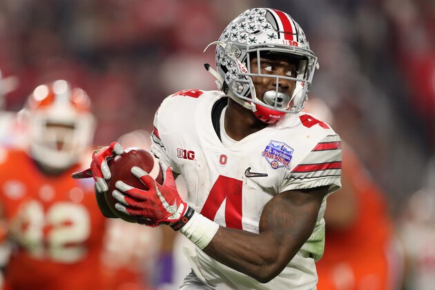 GLENDALE, AZ - DECEMBER 31:  Running back Curtis Samuel #4 of the Ohio State Buckeyes rushes the football against the Clemson Tigers during the Playstation Fiesta Bowl at University of Phoenix Stadium on December 31, 2016 in Glendale, Arizona. The Tigers defeated the Buckeyes 31-0.  (Photo by Christian Petersen/Getty Images)