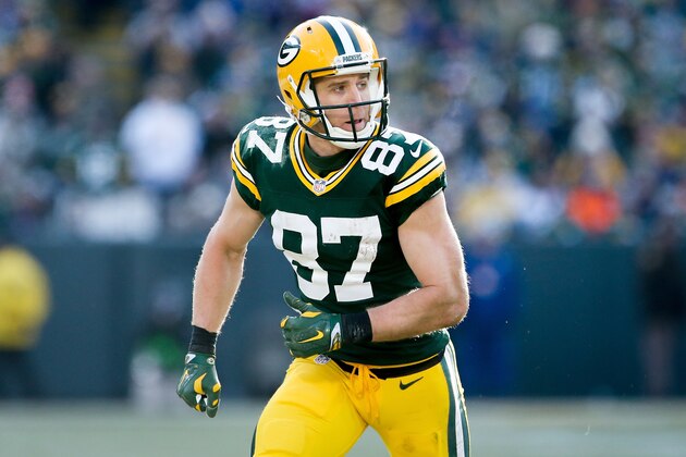 GREEN BAY, WI - DECEMBER 24:  Jordy Nelson #87 of the Green Bay Packers runs a route in the first quarter against the Minnesota Vikings at Lambeau Field on December 24, 2016 in Green Bay, Wisconsin. (Photo by Dylan Buell/Getty Images)