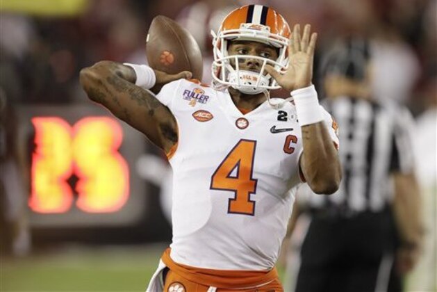 Clemson's Deshaun Watson warms up before the NCAA college football playoff championship game against Alabama Monday, Jan. 9, 2017, in Tampa, Fla. (AP Photo/Chris O'Meara)