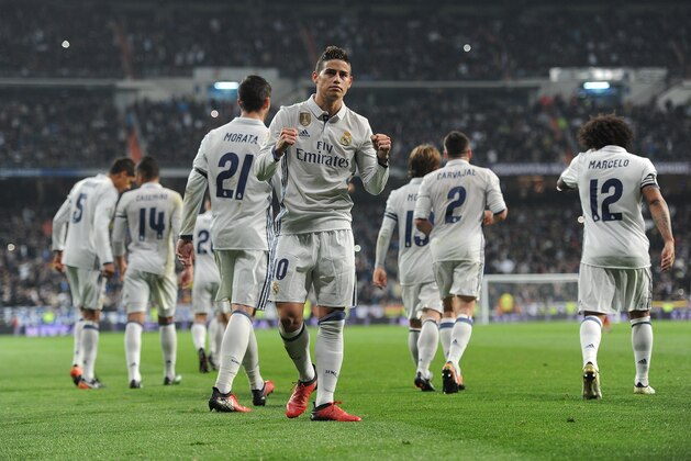 MADRID, SPAIN - JANUARY 04:  James Rodriguez of Real Madrid celebrates after scoring Real's 3rd goal during the Copa del Rey Round of 16 First Leg match between Real Madrid and Sevilla  at Bernabeu on January 4, 2017 in Madrid, Spain.  (Photo by Denis Doyle/Getty Images)
