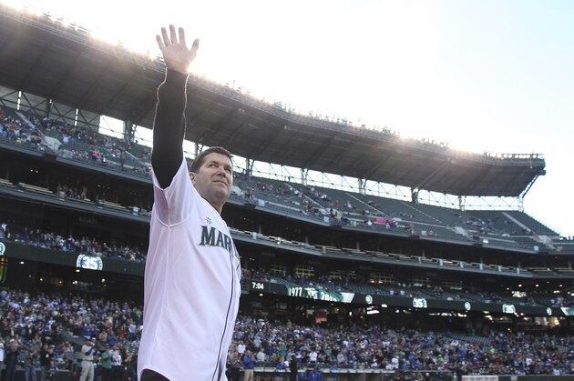 SEATTLE, WA - JUNE 08:  Former Seattle Mariners great Edgar Martinez waves to the crowd as he heads to the mound to throw out the ceremonial first pitch prior to the game between the Seattle Mariners and the Los Angeles Dodgers at Safeco Field on June 8, 2012 in Seattle, Washington. (Photo by Otto Greule Jr/Getty Images)