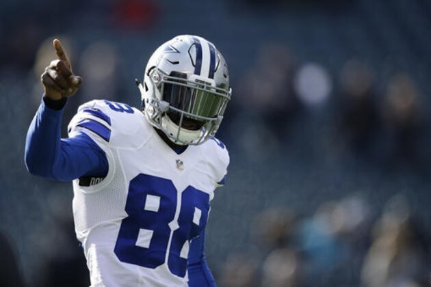 Dallas Cowboys' Dez Bryant warms up before an NFL football game against the Philadelphia Eagles, Sunday, Jan. 1, 2017, in Philadelphia. (AP Photo/Matt Rourke)