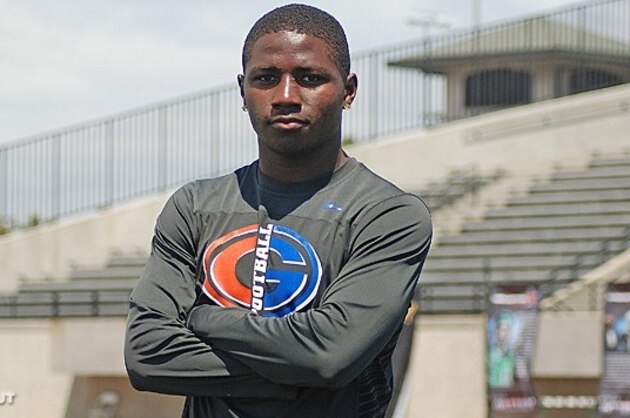 Tyjon Lindsey will explore other options after spending more than four months in Ohio State's recruiting class.
