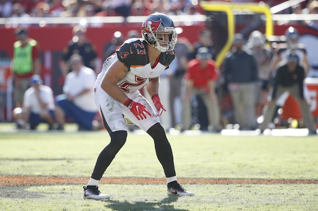 TAMPA, FL - NOVEMBER 13: Chris Conte #23 of the Tampa Bay Buccaneers in action against the Chicago Bears during the game at Raymond James Stadium on November 13, 2016 in Tampa, Florida. The Bucs defeated the Bears 36-10. (Photo by Joe Robbins/Getty Images)