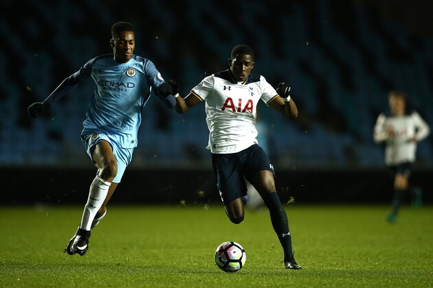 MANCHESTER, ENGLAND - JANUARY 13: Shilow Tracey of Tottenham Hotspur battles with Tosin Adarabioyo of Manchester City during the Premier League 2 match between Manchester City and Tottenham Hotspur at City Academy on January 13, 2017 in Manchester, England. (Photo by Jan Kruger/Getty Images) MANCHESTER, ENGLAND - JANUARY 13: Shilow Tracey of Tottenham Hotspur battles with Tosin Adarabioyo of Manchester City during the Premier League 2 match between Manchester City and Tottenham Hotspur at City Academy on January 13, 2017 in Manchester, England. (Photo by Jan Kruger/Getty Images)