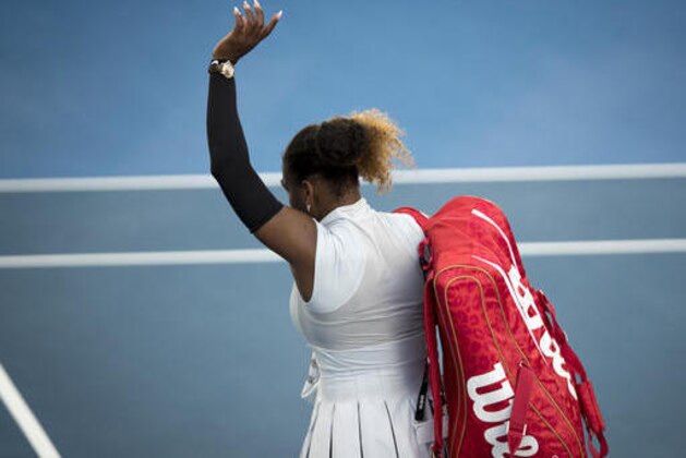 United States' Serena Williams waves as she leaves the court following her second round loss to compatriot Madison Brengle at the ASB Classic tennis tournament in Auckland, New Zealand, Wednesday, Jan. 4, 2017. Tournament top seed Williams went down 6-4, 6-7 (3), 6-4 to the 72nd-ranked Brengle. (Dean Purcell/New Zealand Herald via AP)