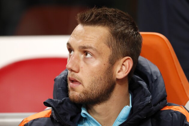 Stefan de Vrij of Hollandduring the FIFA World Cup 2018 qualifying match between Netherlands and France at the Amsterdam Arena on October 10, 2016 in Amsterdam, The Netherlands(Photo by VI Images via Getty Images) Stefan de Vrij of Hollandduring the FIFA World Cup 2018 qualifying match between Netherlands and France at the Amsterdam Arena on October 10, 2016 in Amsterdam, The Netherlands(Photo by VI Images via Getty Images)