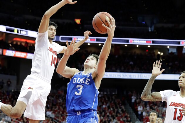 LOUISVILLE, KY - JANUARY 14:  Grayson Allen #3 of the Duke Blue Devils shoots the ball during the game against the Louisville Cardinals at KFC YUM! Center on January 14, 2017 in Louisville, Kentucky.  (Photo by Andy Lyons/Getty Images)