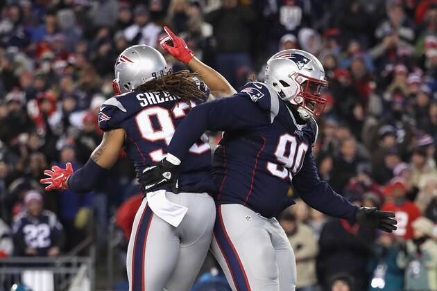 FOXBORO, MA - JANUARY 14: Jabaal Sheard #93 and Malcom Brown #90 of the New England Patriots reacts in the second half against the Houston Texans during the AFC Divisional Playoff Game at Gillette Stadium on January 14, 2017 in Foxboro, Massachusetts. (Photo by Rob Carr/Getty Images) FOXBORO, MA - JANUARY 14: Jabaal Sheard #93 and Malcom Brown #90 of the New England Patriots reacts in the second half against the Houston Texans during the AFC Divisional Playoff Game at Gillette Stadium on January 14, 2017 in Foxboro, Massachusetts. (Photo by Rob Carr/Getty Images)