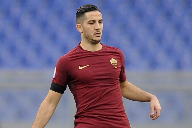 ROME, ROMA - DECEMBER 04:  Kostas Manolas of AS Roma in action during the Serie A match between SS Lazio and AS Roma at Stadio Olimpico on December 4, 2016 in Rome, Italy.  (Photo by Marco Rosi/Getty Images)