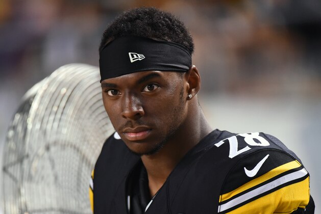 PITTSBURGH, PA - AUGUST 18: Safety Sean Davis #28 of the Pittsburgh Steelers looks on from the sideline during a National Football League preseason game against the Philadelphia Eagles at Heinz Field on August 18, 2016 in Pittsburgh, Pennsylvania. The Eagles defeated the Steelers 17-0. (Photo by George Gojkovich/Getty Images)