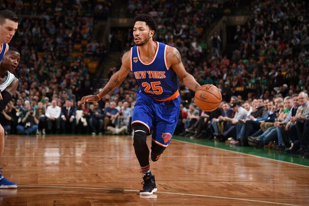 BOSTON, MA - JANUARY 18:  Derrick Rose #25 of the New York Knicks handles the ball during a game against the Boston Celtics on January 18, 2017 at TD Garden in Boston, Massachusetts. NOTE TO USER: User expressly acknowledges and agrees that, by downloading and/or using this photograph, user is consenting to the terms and conditions of the Getty Images License Agreement. Mandatory Copyright Notice: Copyright 2017 NBAE (Photo by Brian Babineau/NBAE via Getty Images)