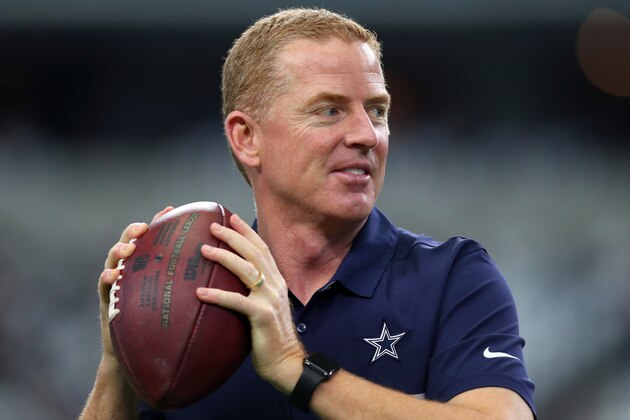 ARLINGTON, TX - NOVEMBER 24:   Head coach Jason Garrett of the Dallas Cowboys is seen on the field during warmups prior to the game against the Washington Redskins at AT&T Stadium on November 24, 2016 in Arlington, Texas.  (Photo by Tom Pennington/Getty Images)