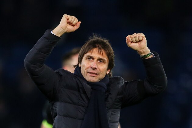 LEICESTER, ENGLAND - JANUARY 14: Antonio Conte head coach / manager of Chelsea celebrates at full time  during the Premier League match between Leicester City and Chelsea at The King Power Stadium on January 14, 2017 in Leicester, England. (Photo by Robbie Jay Barratt - AMA/Getty Images)