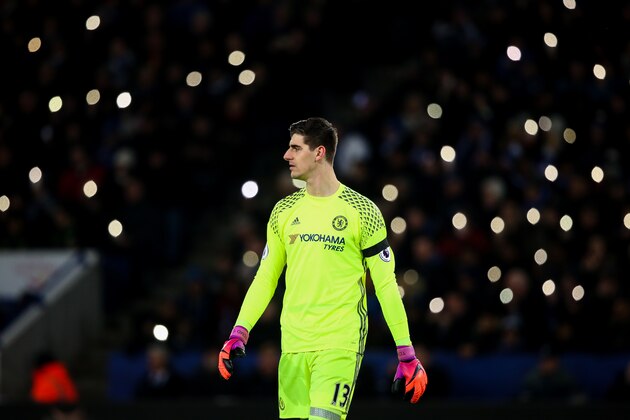 LEICESTER, ENGLAND - JANUARY 14: Thibaut Courtois of Chelsea during the Premier League match between Leicester City and Chelsea at The King Power Stadium on January 14, 2017 in Leicester, England. (Photo by Robbie Jay Barratt - AMA/Getty Images)