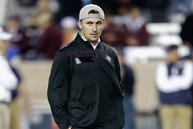 COLLEGE STATION, TX - NOVEMBER 07:  Former Texas A&M Aggies quarterback Johnny Manziel at Kyle Field on November 7, 2015 in College Station, Texas.  (Photo by Bob Levey/Getty Images)
