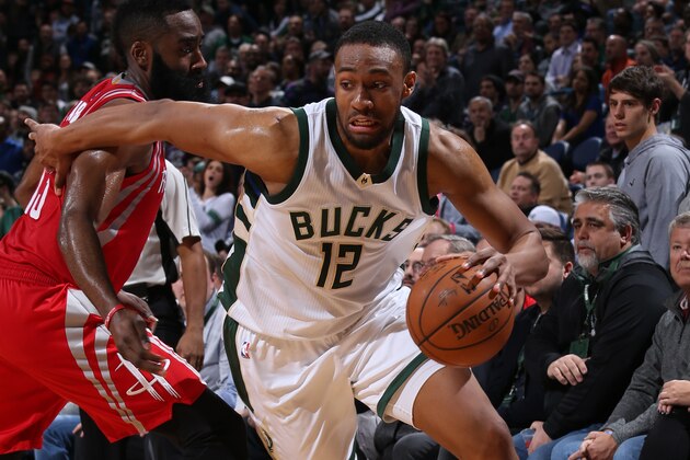 Milwaukee, WI - JANUARY 23:  Jabari Parker #12 of the Milwaukee Bucks drives to the basket against the Houston Rockets on January 23, 2017 at the BMO Harris Bradley Center in Milwaukee, Wisconsin. NOTE TO USER: User expressly acknowledges and agrees that, by downloading and or using this Photograph, user is consenting to the terms and conditions of the Getty Images License Agreement. Mandatory Copyright Notice: Copyright 2017 NBAE (Photo by Gary Dineen/NBAE via Getty Images)