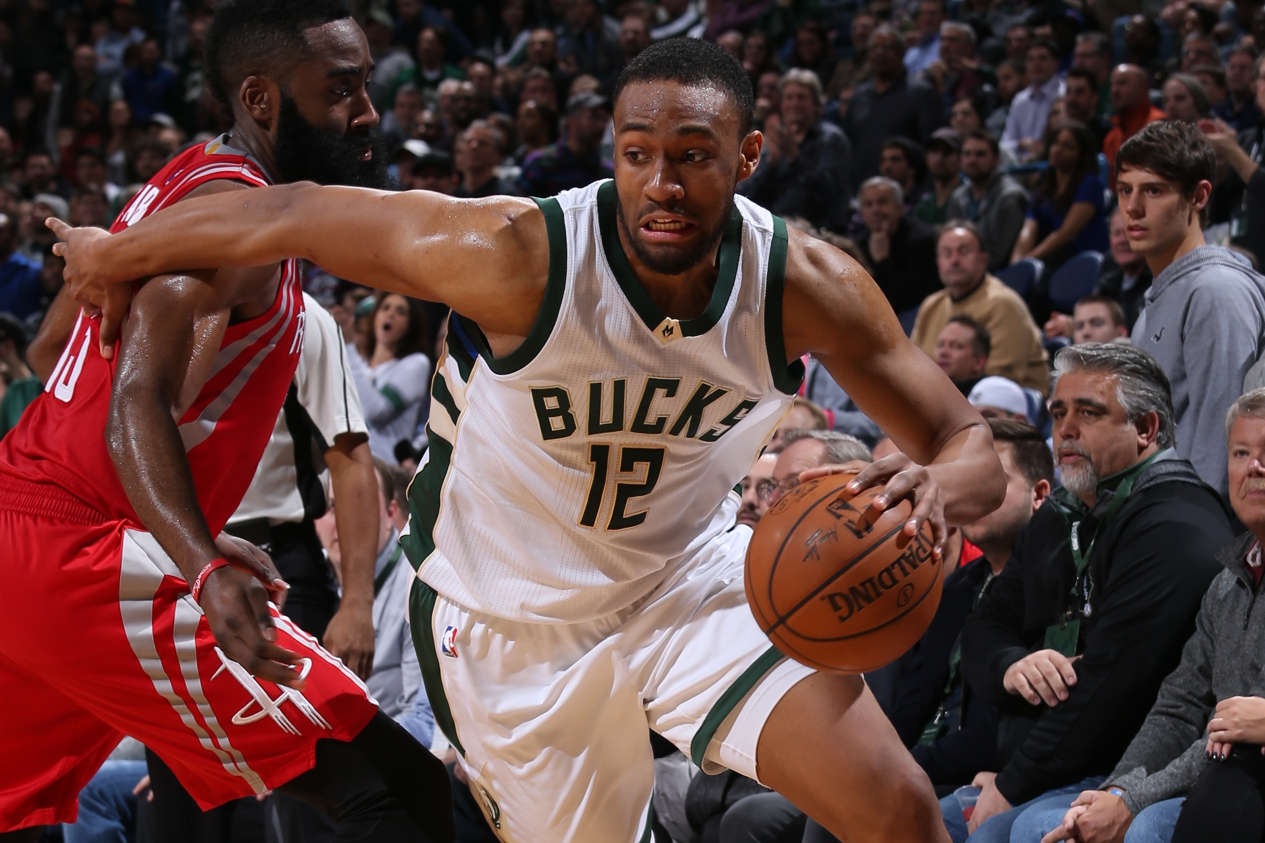Milwaukee, WI - JANUARY 23:  Jabari Parker #12 of the Milwaukee Bucks drives to the basket against the Houston Rockets on January 23, 2017 at the BMO Harris Bradley Center in Milwaukee, Wisconsin. NOTE TO USER: User expressly acknowledges and agrees that, by downloading and or using this Photograph, user is consenting to the terms and conditions of the Getty Images License Agreement. Mandatory Copyright Notice: Copyright 2017 NBAE (Photo by Gary Dineen/NBAE via Getty Images)