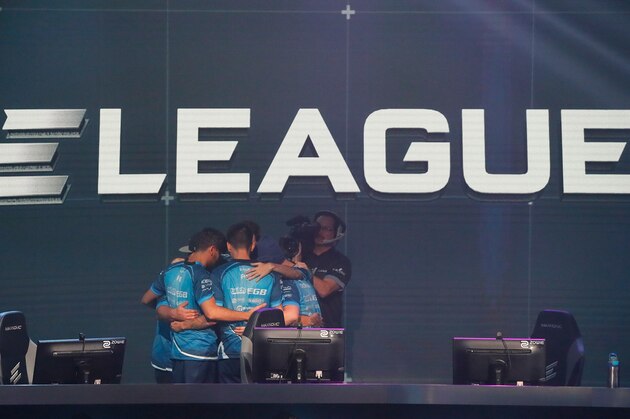 ATLANTA, GA - MAY 24: Luminosity huddles prior to competing against the Renegades during Day One of ELEAGUE Group Stage A at Turner Studios on May 24, 2016 in Atlanta, Georgia. (Photo by Kevin C. Cox/Getty Images) ATLANTA, GA - MAY 24: Luminosity huddles prior to competing against the Renegades during Day One of ELEAGUE Group Stage A at Turner Studios on May 24, 2016 in Atlanta, Georgia. (Photo by Kevin C. Cox/Getty Images)