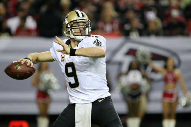 ATLANTA, GA - JANUARY 01: Drew Brees #9 of the New Orleans Saints throws a pass during the first half against the Atlanta Falcons at the Georgia Dome on January 1, 2017 in Atlanta, Georgia. (Photo by Maddie Meyer/Getty Images)
