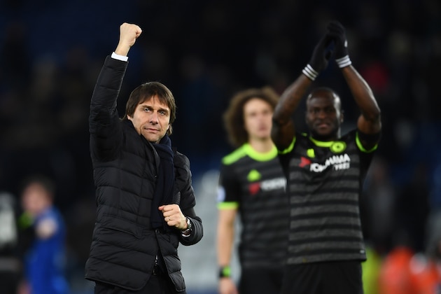 LEICESTER, ENGLAND - JANUARY 14: Antonio Conte, Manager of Chelsea celebrates following his team's 3-0 victory during the Premier League match between Leicester City and Chelsea at The King Power Stadium on January 14, 2017 in Leicester, England. (Photo by Laurence Griffiths/Getty Images) LEICESTER, ENGLAND - JANUARY 14: Antonio Conte, Manager of Chelsea celebrates following his team's 3-0 victory during the Premier League match between Leicester City and Chelsea at The King Power Stadium on January 14, 2017 in Leicester, England. (Photo by Laurence Griffiths/Getty Images)