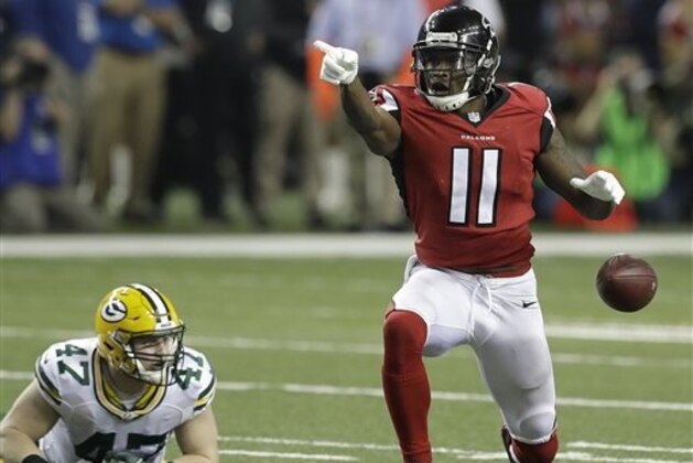 El wide receiver Julio Jones, de los Falcons de Atlanta, festeja tras atrapar un pase en la segunda mitad del juego por el campeonato de la Conferencia Nacional ante los Packers de Green Bay, el domingo 22 de enero de 2017, en Atlanta. (AP Foto/David J. Phillip)